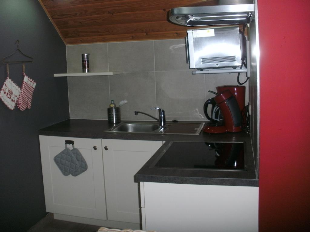 Gite Du Vieux Pommier Herbeumont Zimmer foto